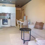 Sparrow Cozy Retreat